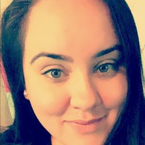 Meet your Posher, Kelli